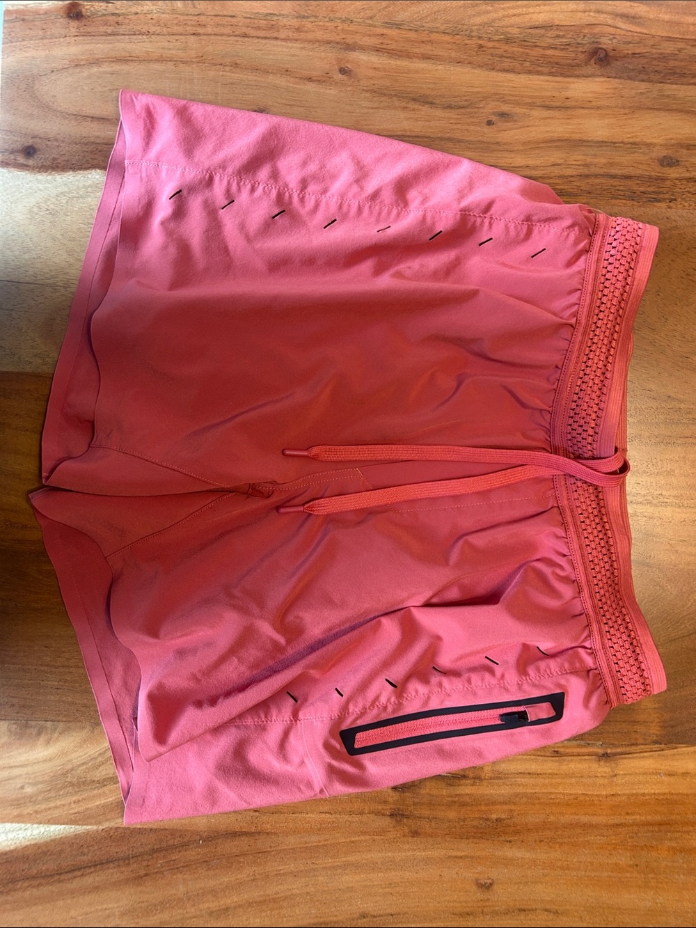 Ten Thousand Interval Shorts S